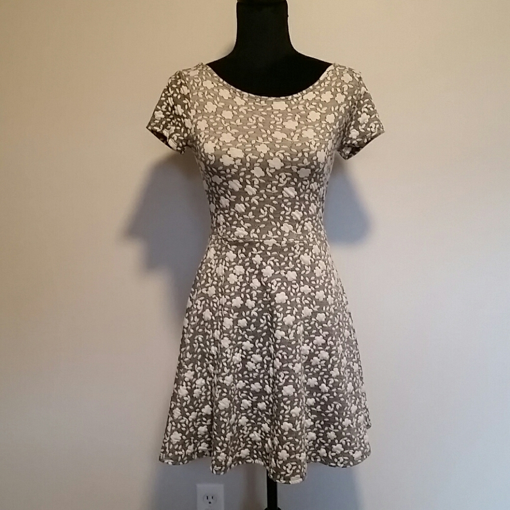Forever 21 Flowered Skater Dress/Tunic
